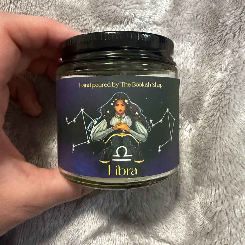 The Bookish Box Emilia from Kingdom of the Wicked Libra Candle